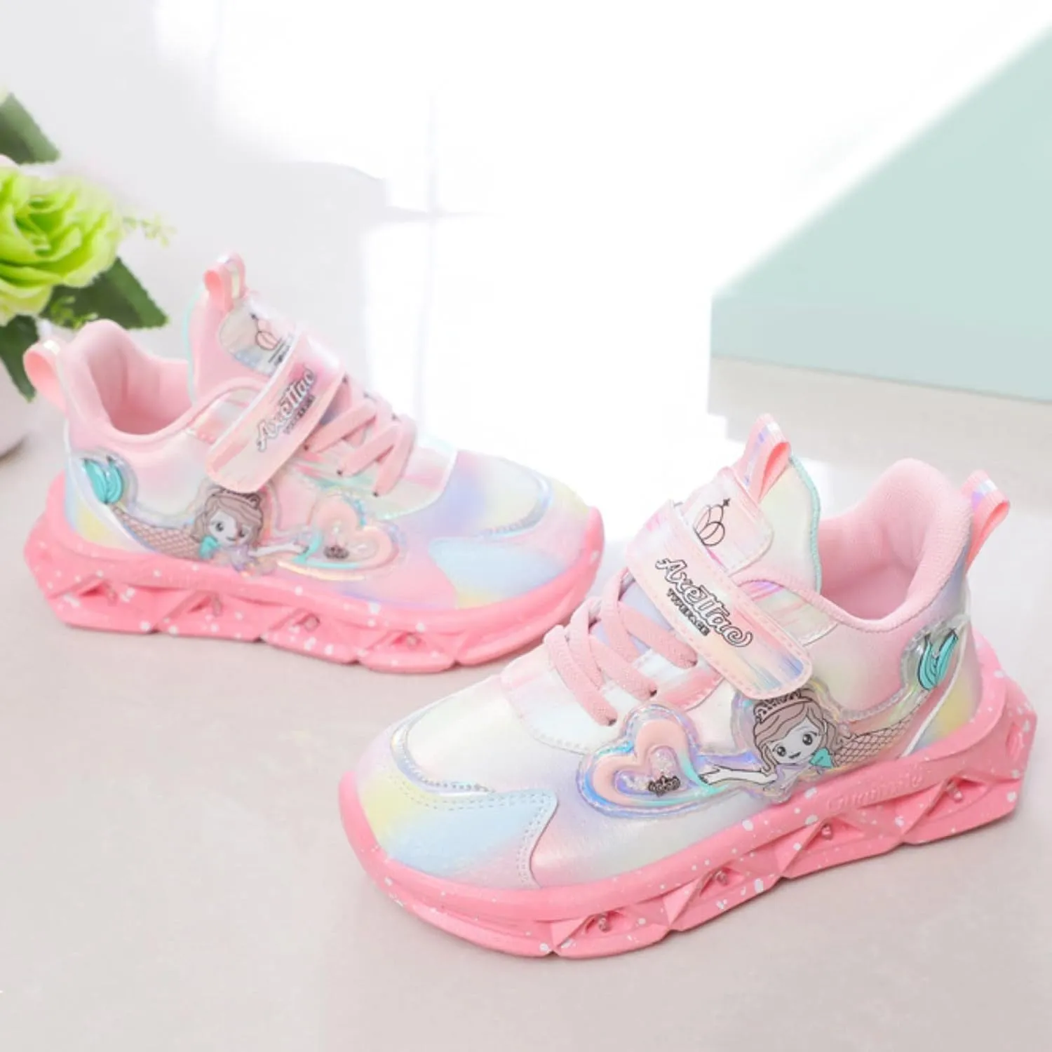 Baby Girls Sneakers LED Lighted Shoes Hook Loop Soft Sole Mesh Non-Slip Sneakers for Toddler/Little Kid/Big Kid