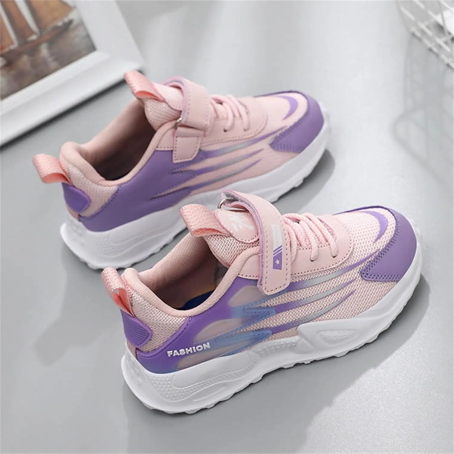 Big Girls Basketball Sneakers Lightweight Breathable Non Slip Comfortable Casual Running Walking Soccer Sport Shoes
