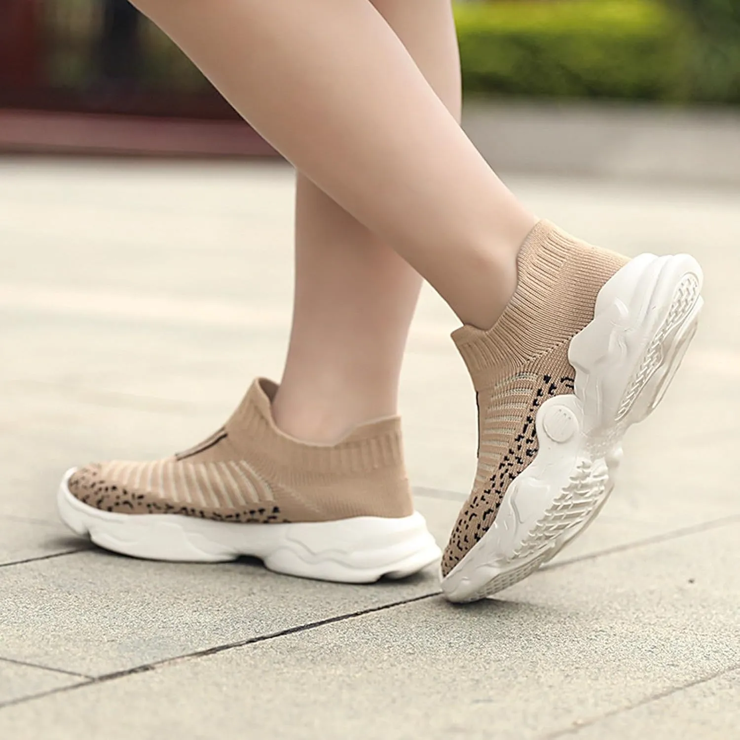 Boys Basketball Shoes Sneakers for Boys Children's Comfortable Soft Sole Breathable Mesh Sockliner Little Kid Sneakers