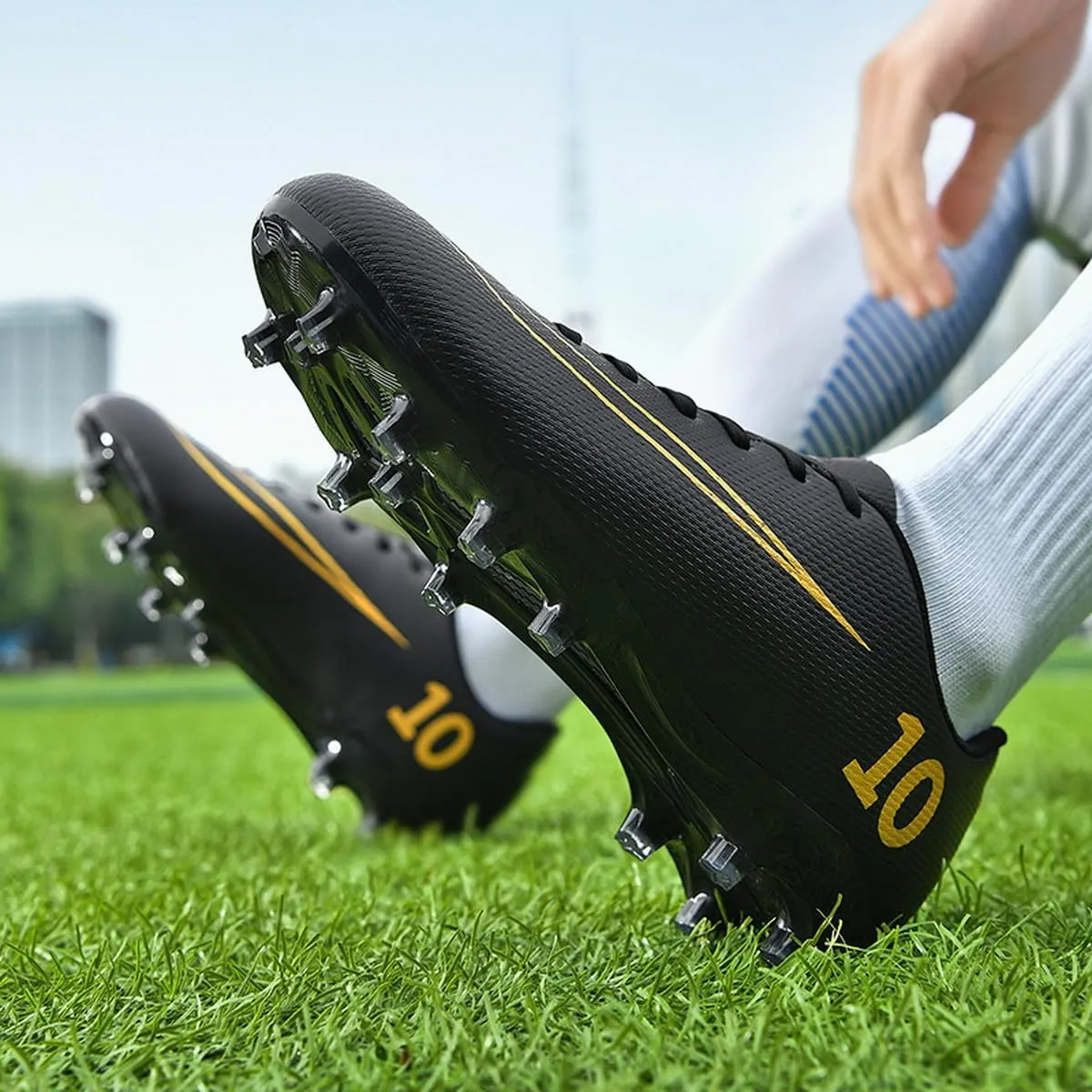 DHOVOR Soccer Cleats Men's Football Shoes Youth Lightweight Football Cleats Anti Slip Athletics Football Trainers Indoor Outdoor Soccer Shoes Men