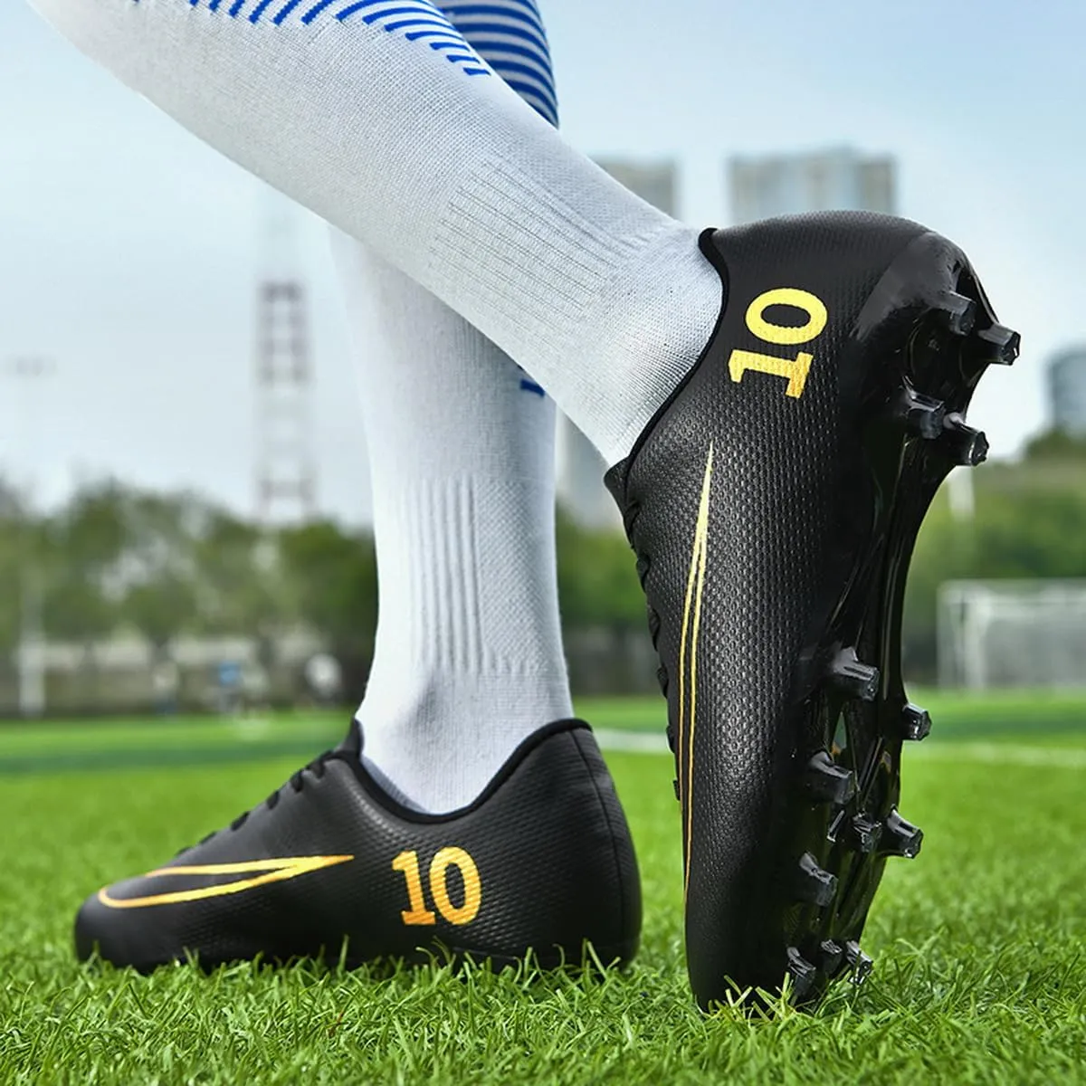 DHOVOR Soccer Cleats Men's Football Shoes Youth Lightweight Football Cleats Anti Slip Athletics Football Trainers Indoor Outdoor Soccer Shoes Men