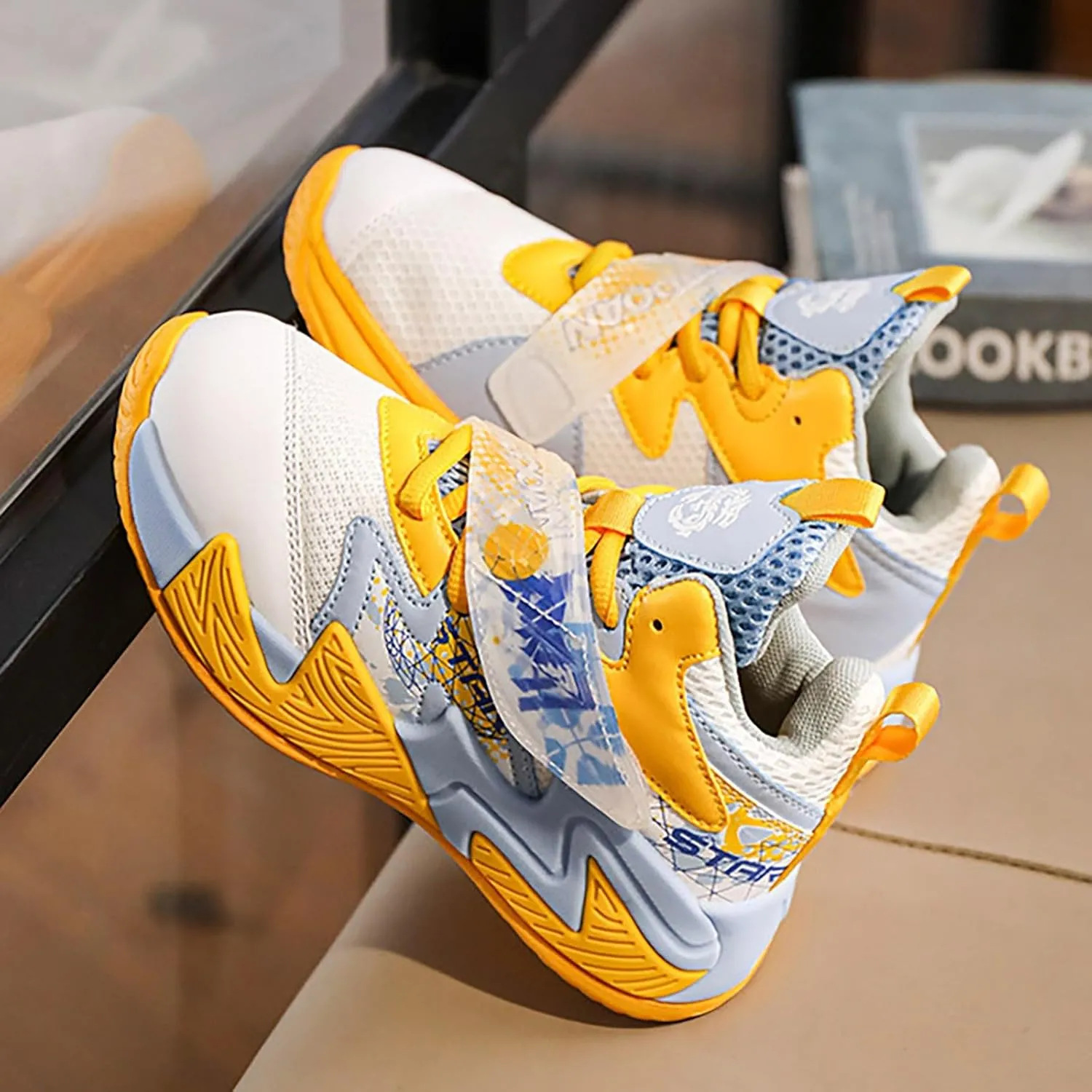 Kids Basketball Shoes Boys Girls Lightweight Breathable Sports Sneakers Outdoor School Trainers for Big Shoes for Kids