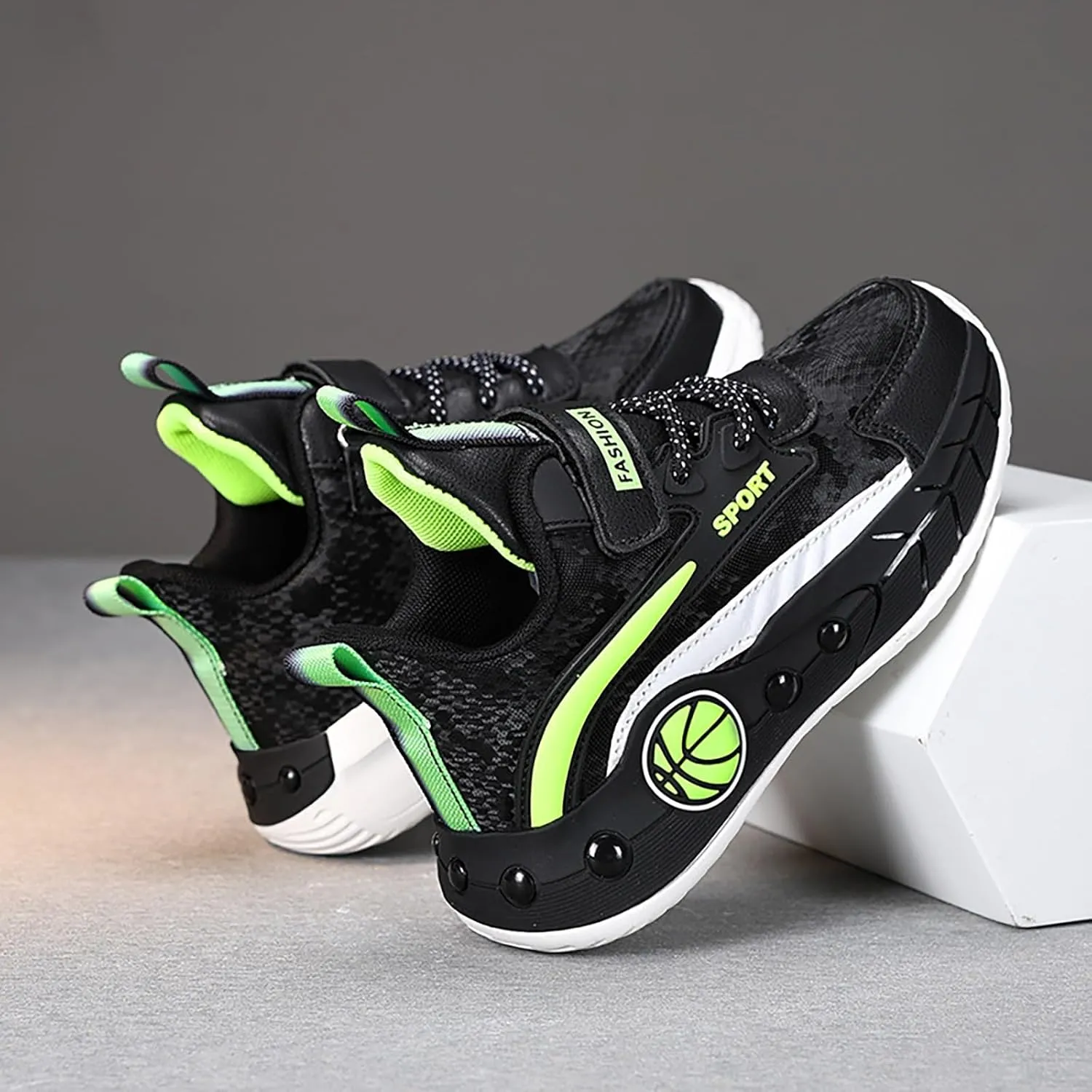 Kids Breathable Outdoor Hiking Sneakers Boys Girls Lightweight Athletic Basketball Running Sport Shoes for Girls Light