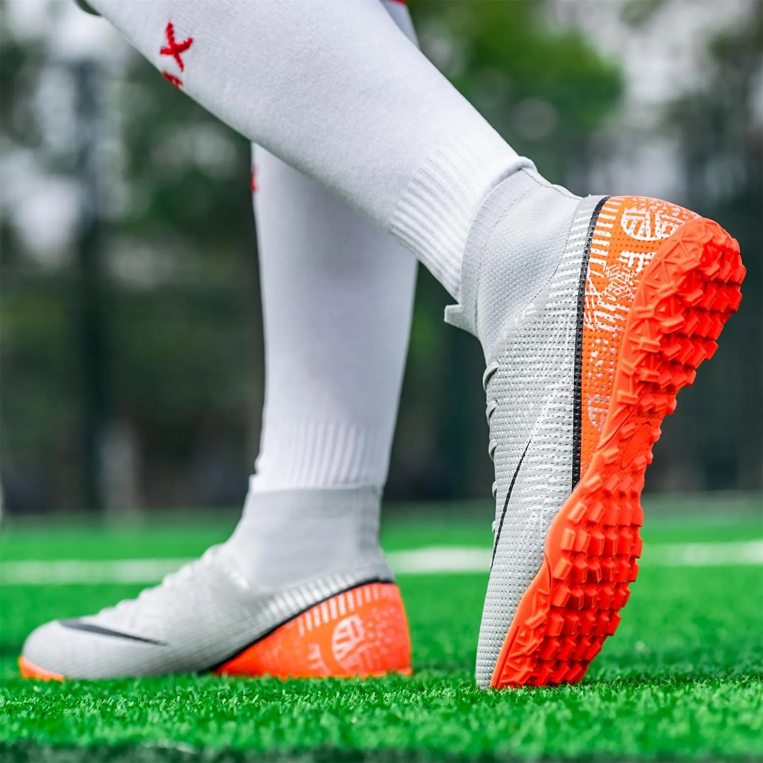 Kids Soccer Shoes Turf Boys Soccer Cleats Youth Spike TF High-Top Indoor Futsal Football Boots Athletic Sport Training