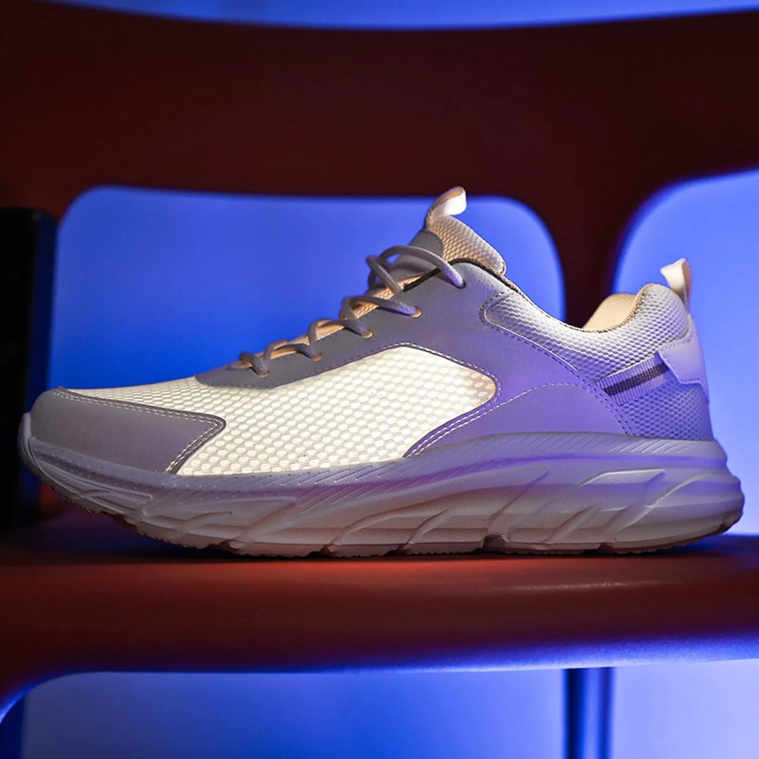 Men Sports Shoes Fashionable and Simple Solid Color New Pattern Summer Mesh Breathable and Mens Sneaker Boot Hiking