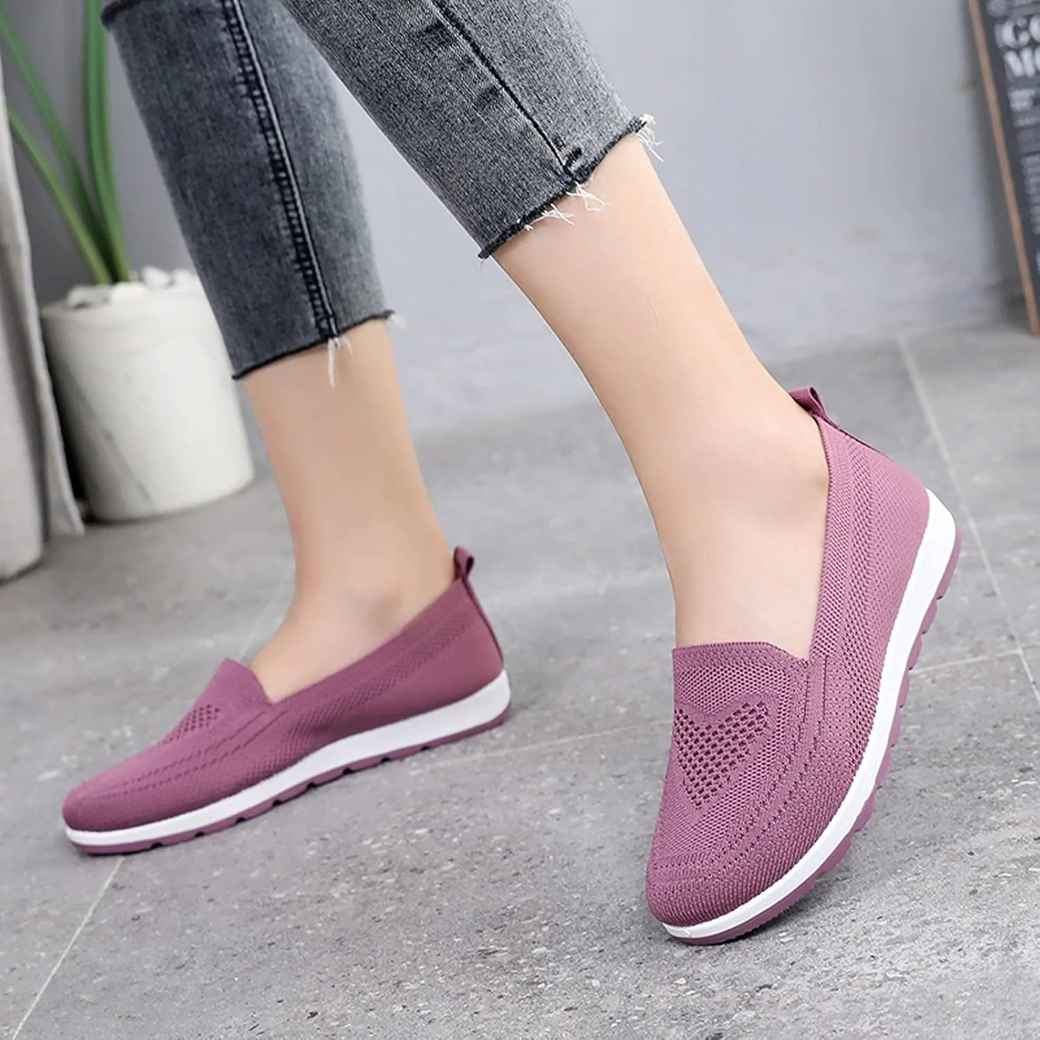SBGMoSJ Womens Fashion Sneakers 2023 Trendy Slip On Shoes Women Wide Winter All White Running Shoes Women Plantar Fasciitis Shoes Women Black Flats Womens Black Sneakers Size 8 Casual