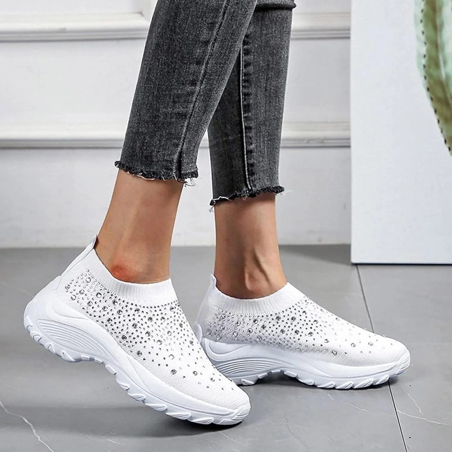 Sneakers for Walking Women Nurses Shoes for Women Comfortable Non Slip White Women's Tennis Shoes Size 9.5 Wide White Sneakers for Women Non Slip Women's Canvas Slip On Shoes Wide Width Size 11