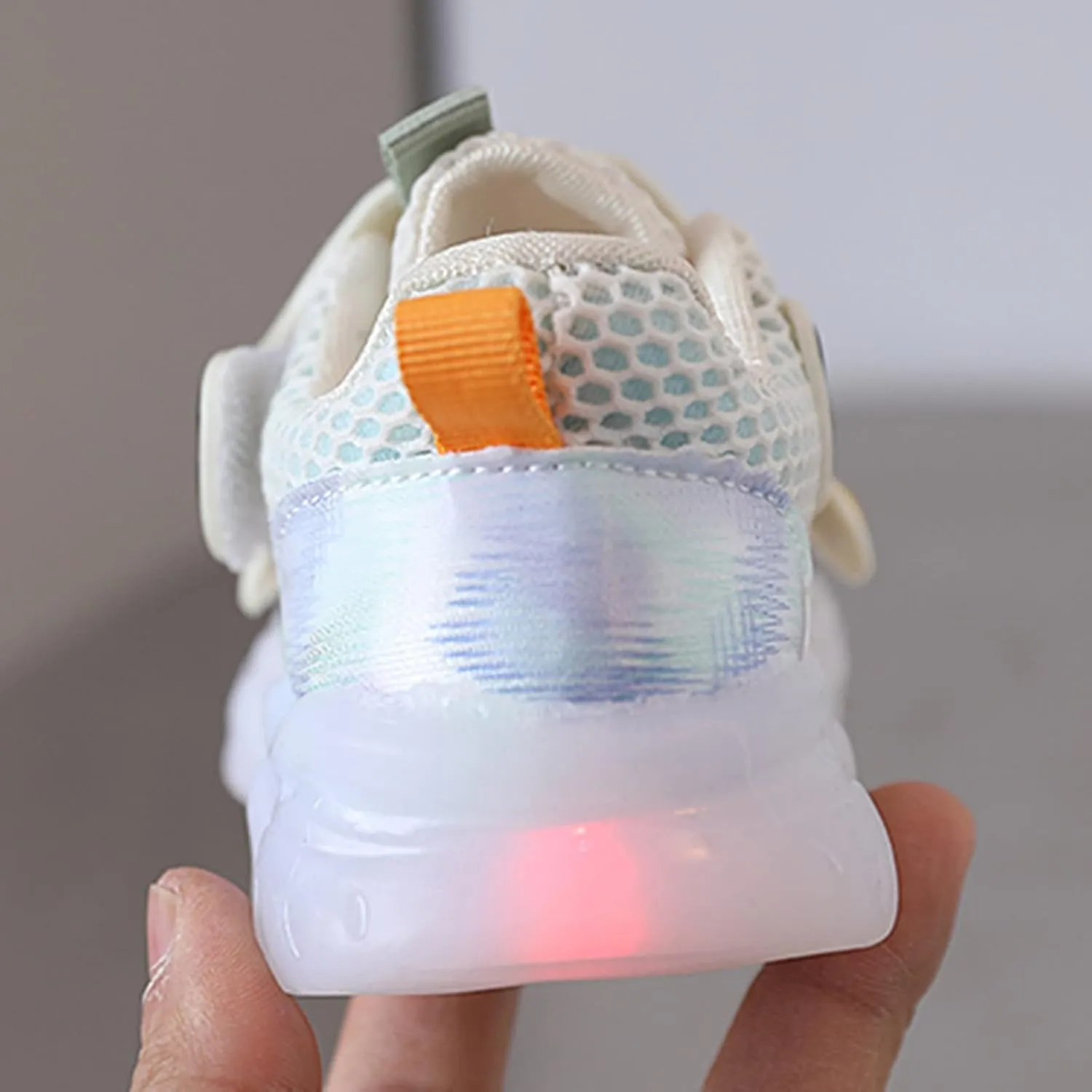 Toddler Boys Girls Light Up Sports Shoes Duck LED Flashing Sneakers Lightweight Mesh Breathable Running Sneakers