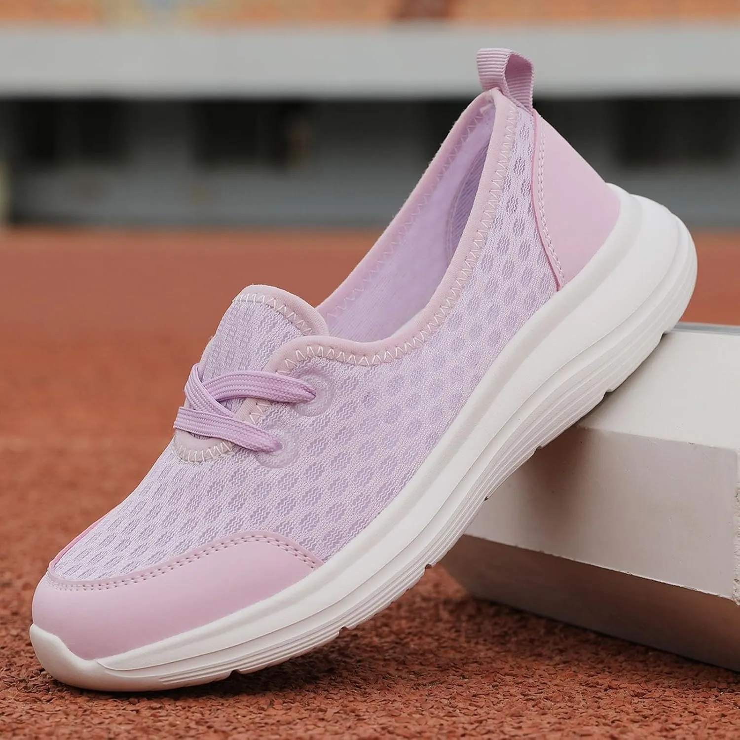 Walking Shoes for Women Breathable Mesh Casual Shoes Low Top Flat Soled Workout Shoes Slip On Cushion Shoes