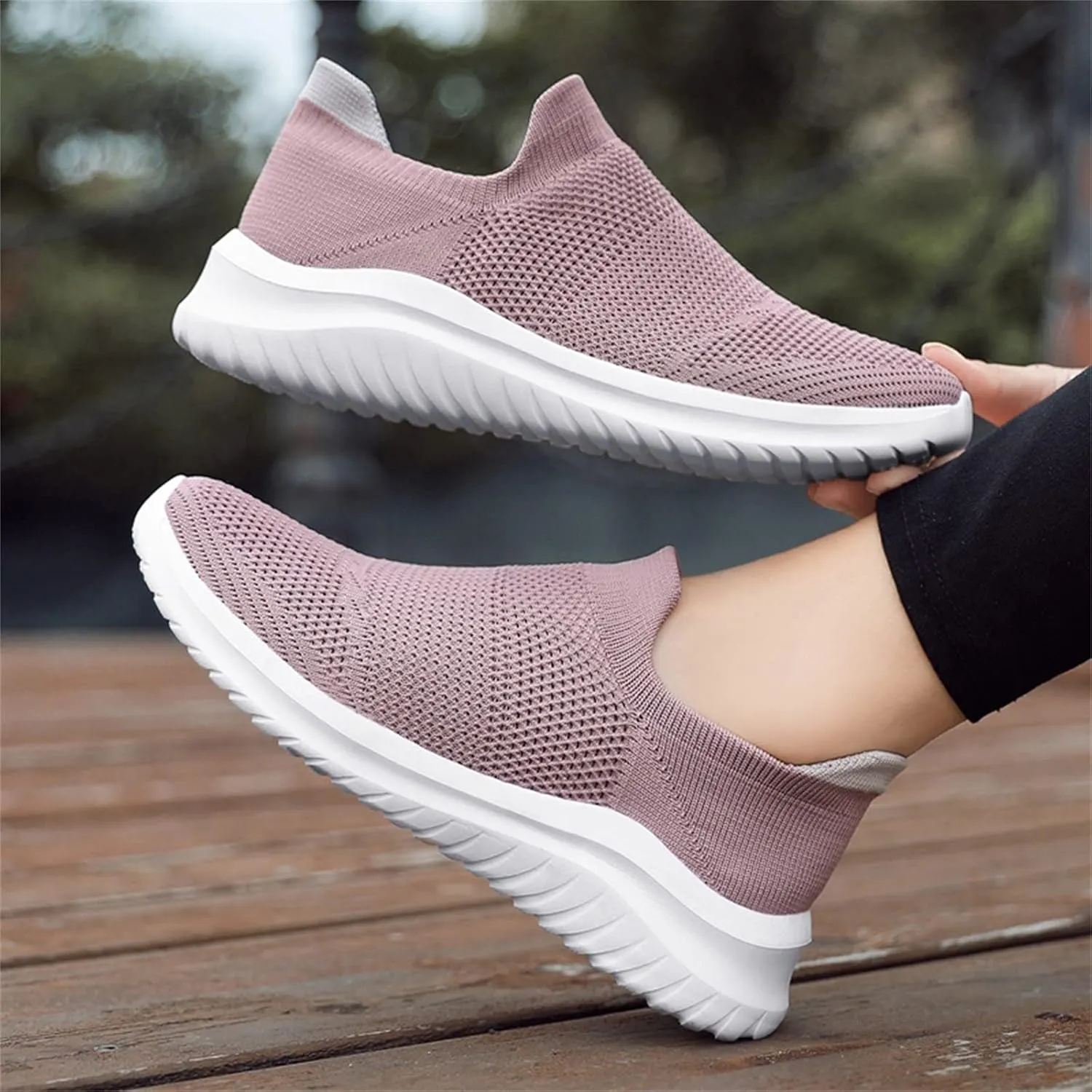 White Sneakers for Women Wide Toe Box Slip Resistant Nurse Shoes for Women White Womens Casual Shoes Size 11 Wide Walking Sneakers for Women Wide Width Slip On Sneakers Womens Shoes