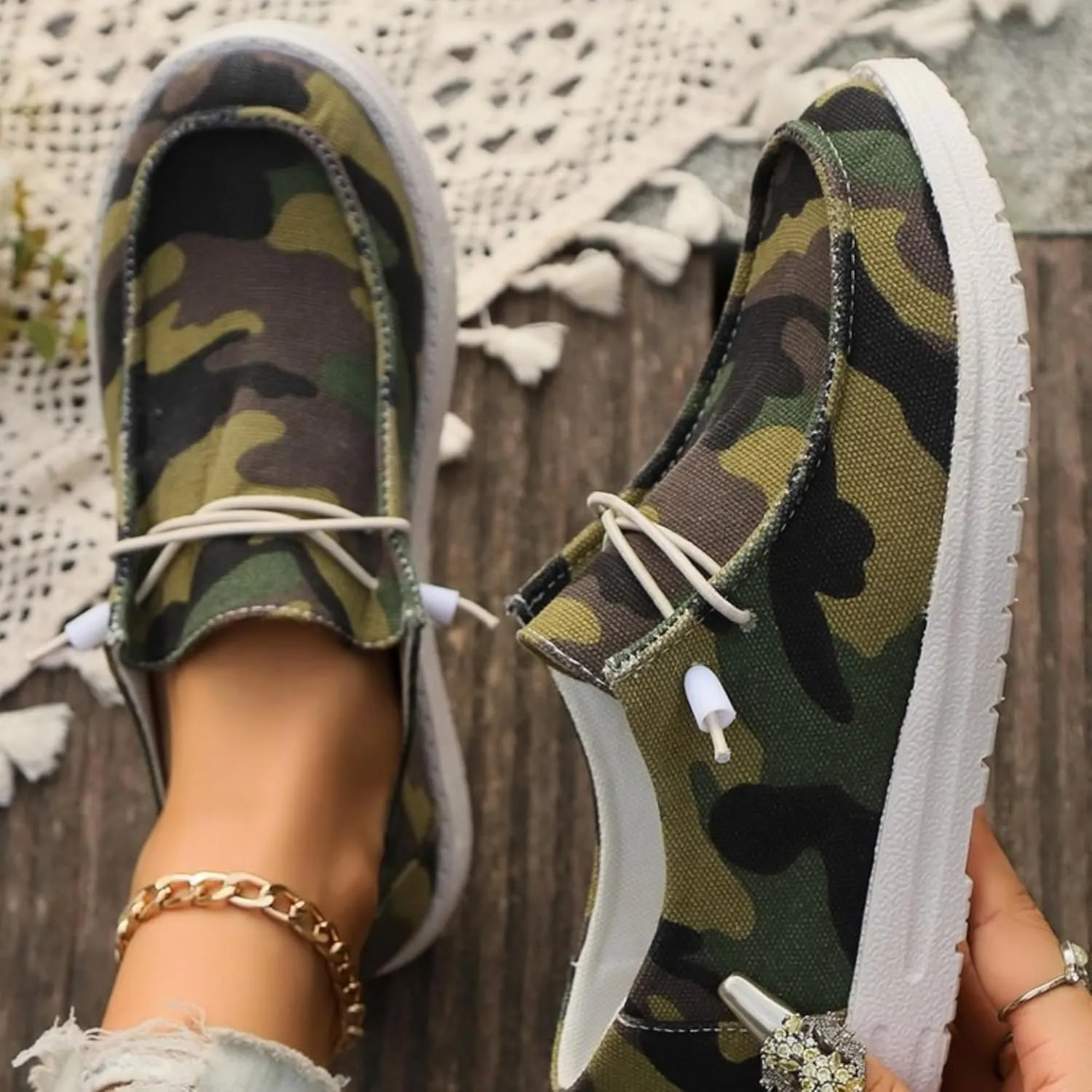 Wide Shoes for Women,Slip On Loafer Boat Shoes Wide Comfortable Light-Weight Walking Shoes