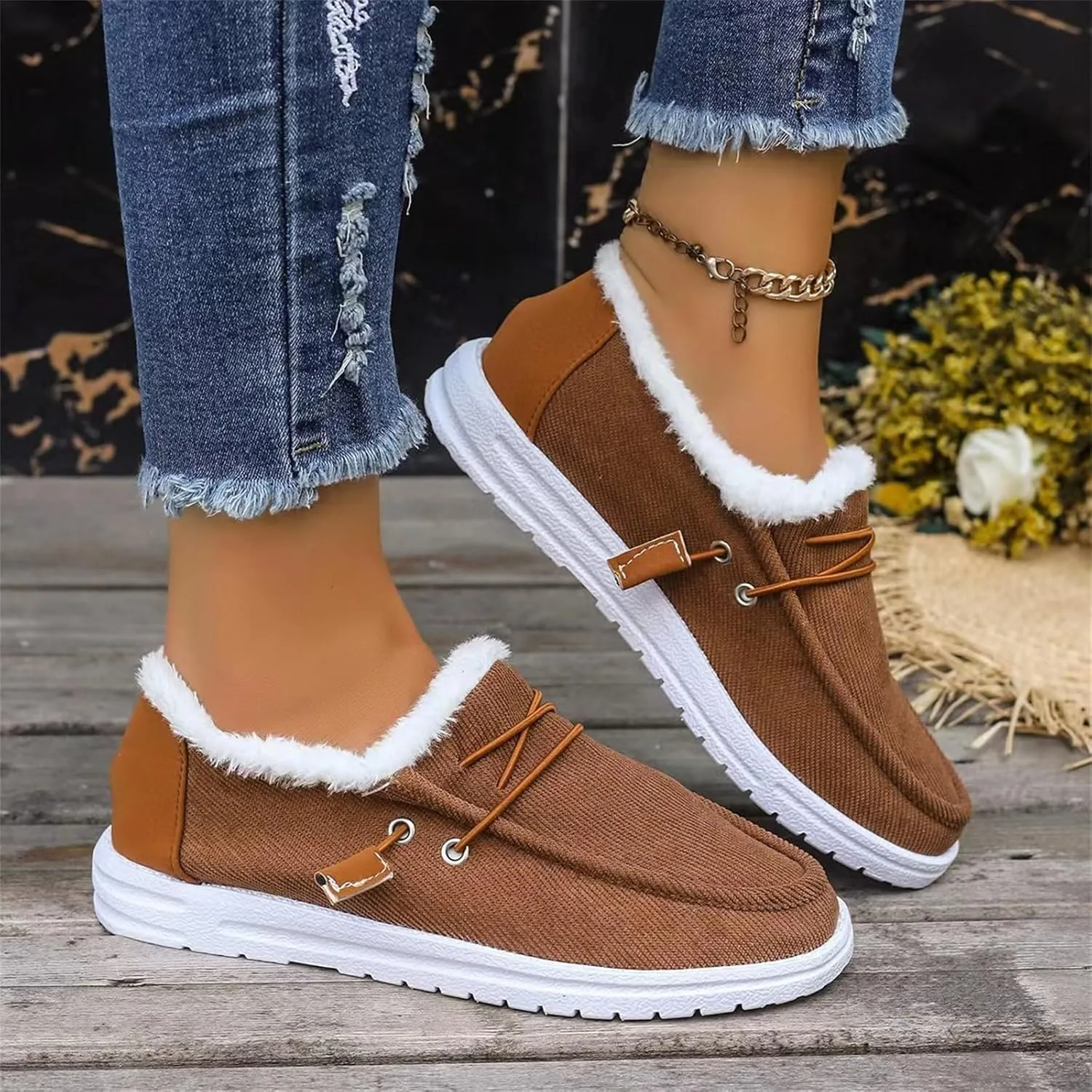 Womens Shoes Fall 2024Womens White Sneakers Mens Loafers Casual Slip On Solid Color Comfy Casual Christmas Shoes for Women Athletic Comfortable Dressy Slip on
