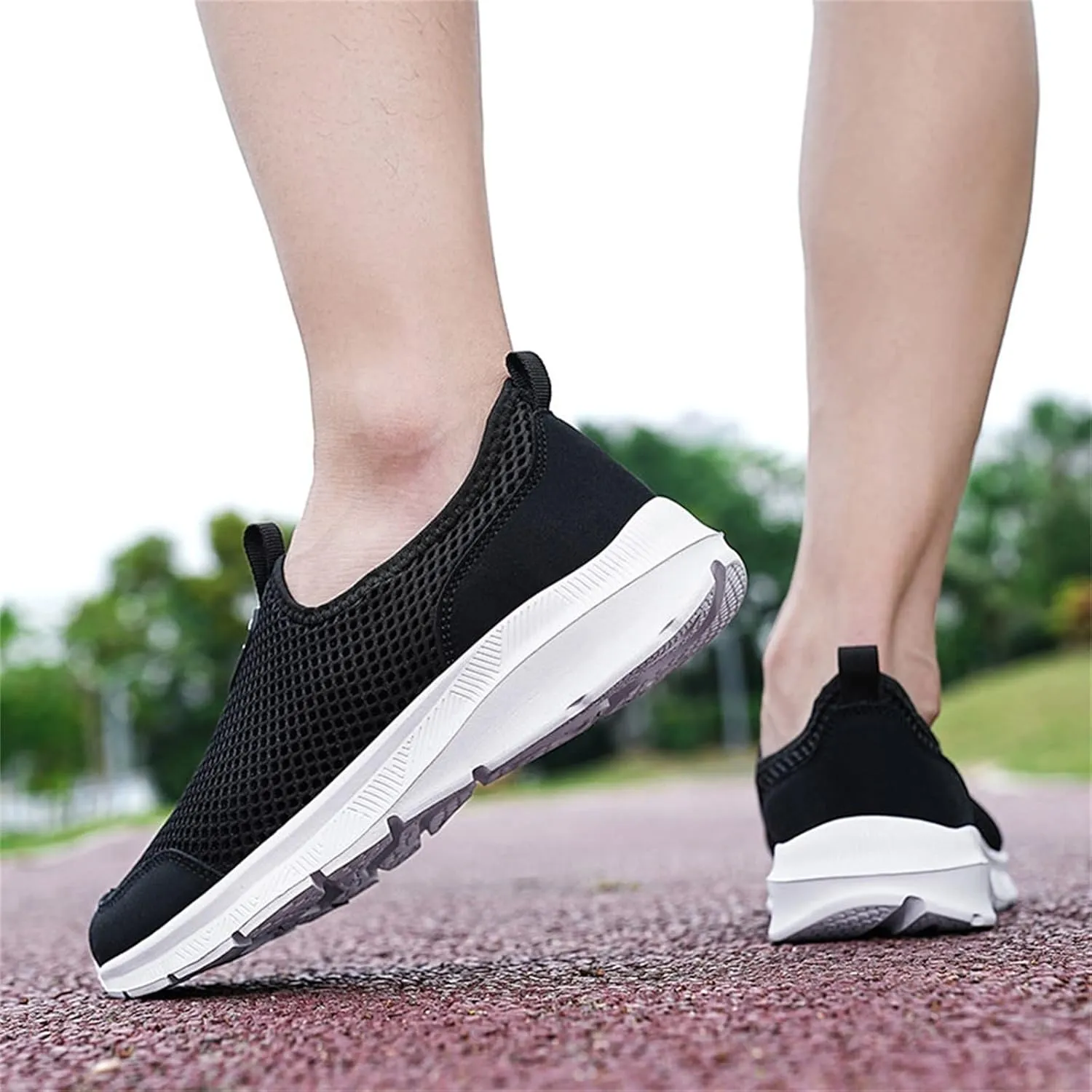 Womens Slip On Walking Shoes Lightweight Breathable Non Slip Mens Casual Shoes Mesh Men Shoes Casual Women's Fashion Sneakers Brown Tennis Shoe Loafers Casual Slip On
