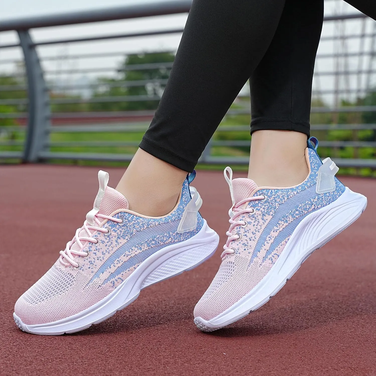 Womens Walking Shoes Slip on Memory Foam Non Slip Arch Support Running Shoes Breathable Gym Workout Shoes Ladies 2024 Fashion Sneakers