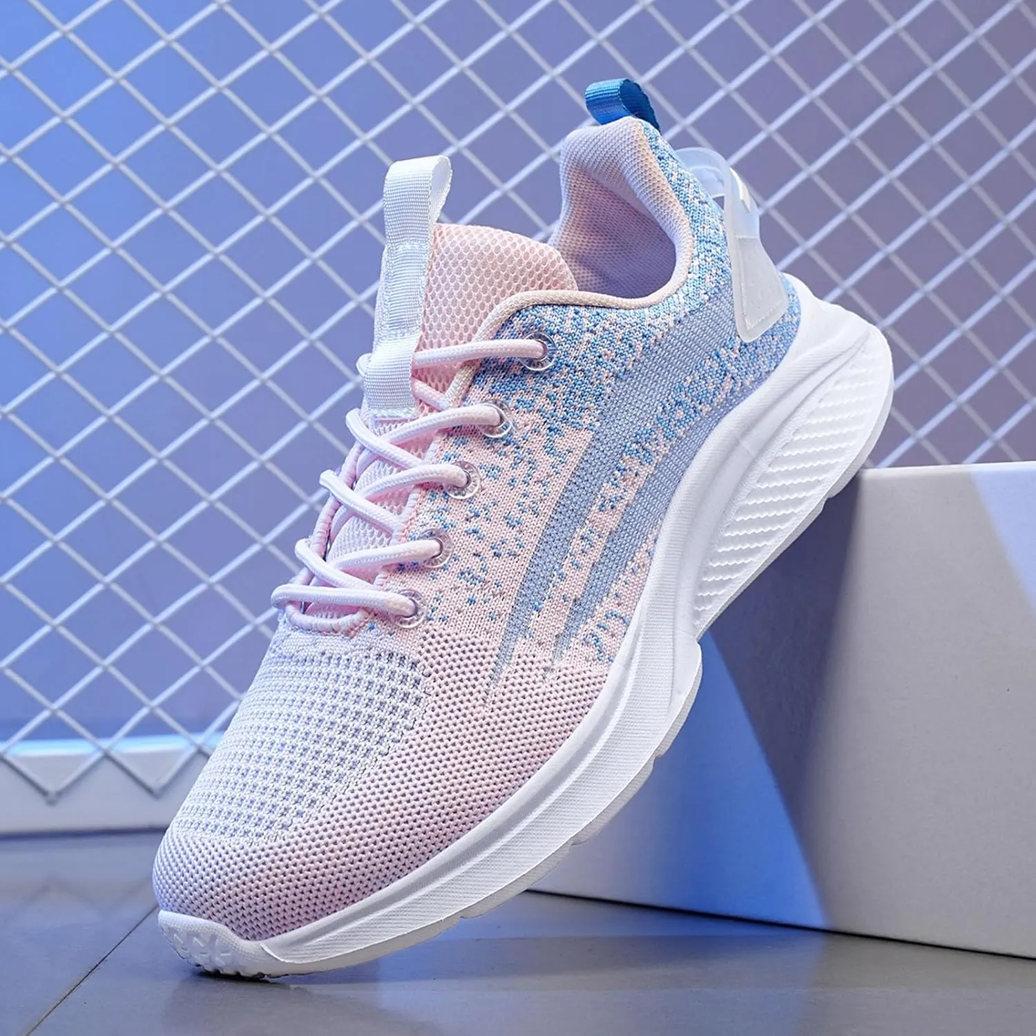 Womens Walking Shoes Slip on Memory Foam Non Slip Arch Support Running Shoes Breathable Gym Workout Shoes Ladies 2024 Fashion Sneakers